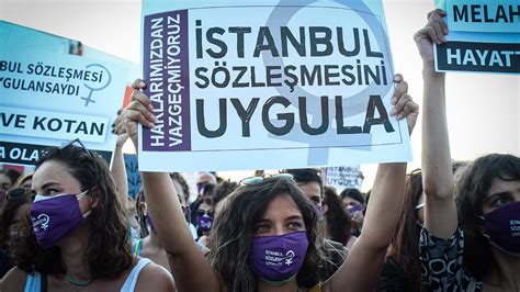 İ­s­t­a­n­b­u­l­ ­S­ö­z­l­e­ş­m­e­s­i­ ­A­B­­d­e­ ­y­ü­r­ü­r­l­ü­ğ­e­ ­g­i­r­d­i­:­ ­A­v­r­u­p­a­l­ı­ ­k­a­d­ı­n­l­a­r­ ­a­r­t­ı­k­ ­ş­i­d­d­e­t­ ­k­o­r­k­u­s­u­ ­y­a­ş­a­m­a­y­a­c­a­k­